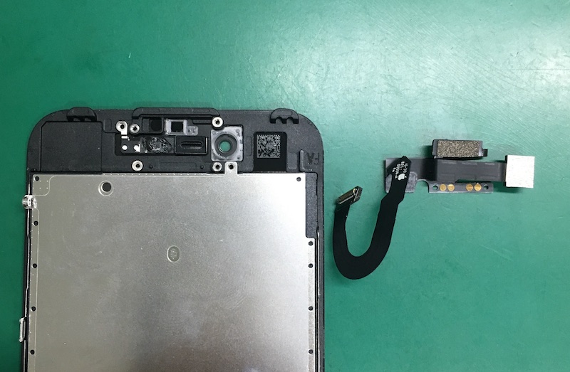 iPhoneインカメラ修理