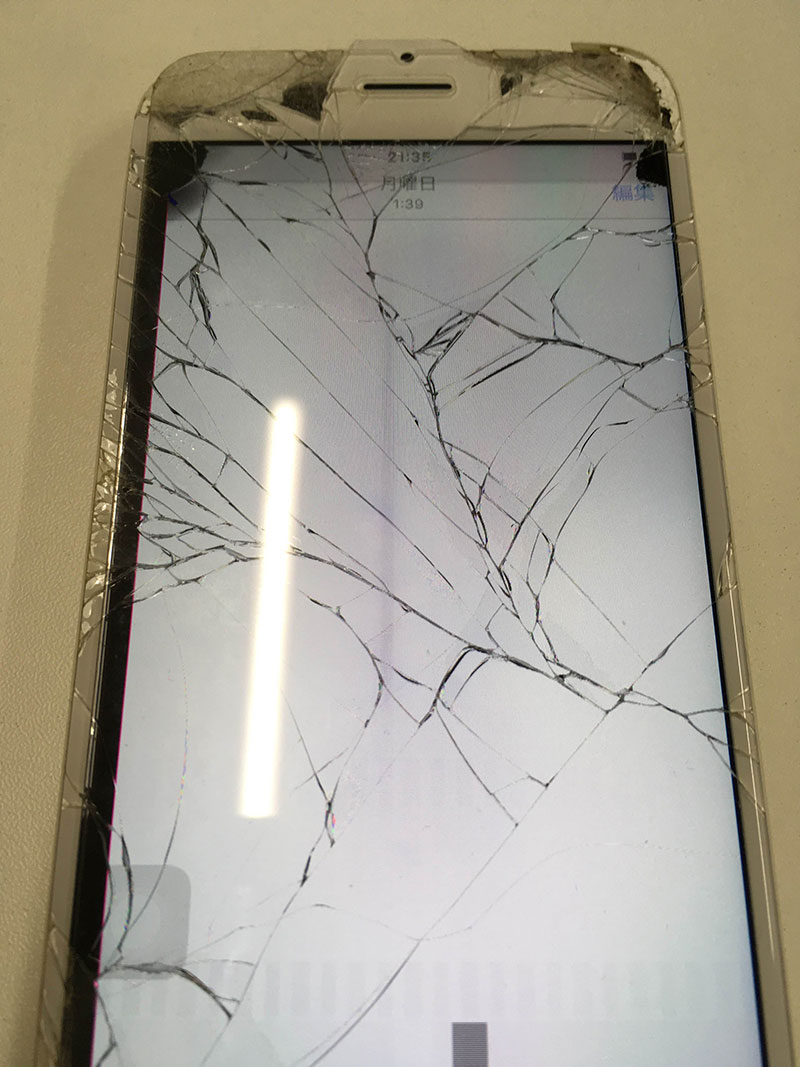 iPhoneパネル修理