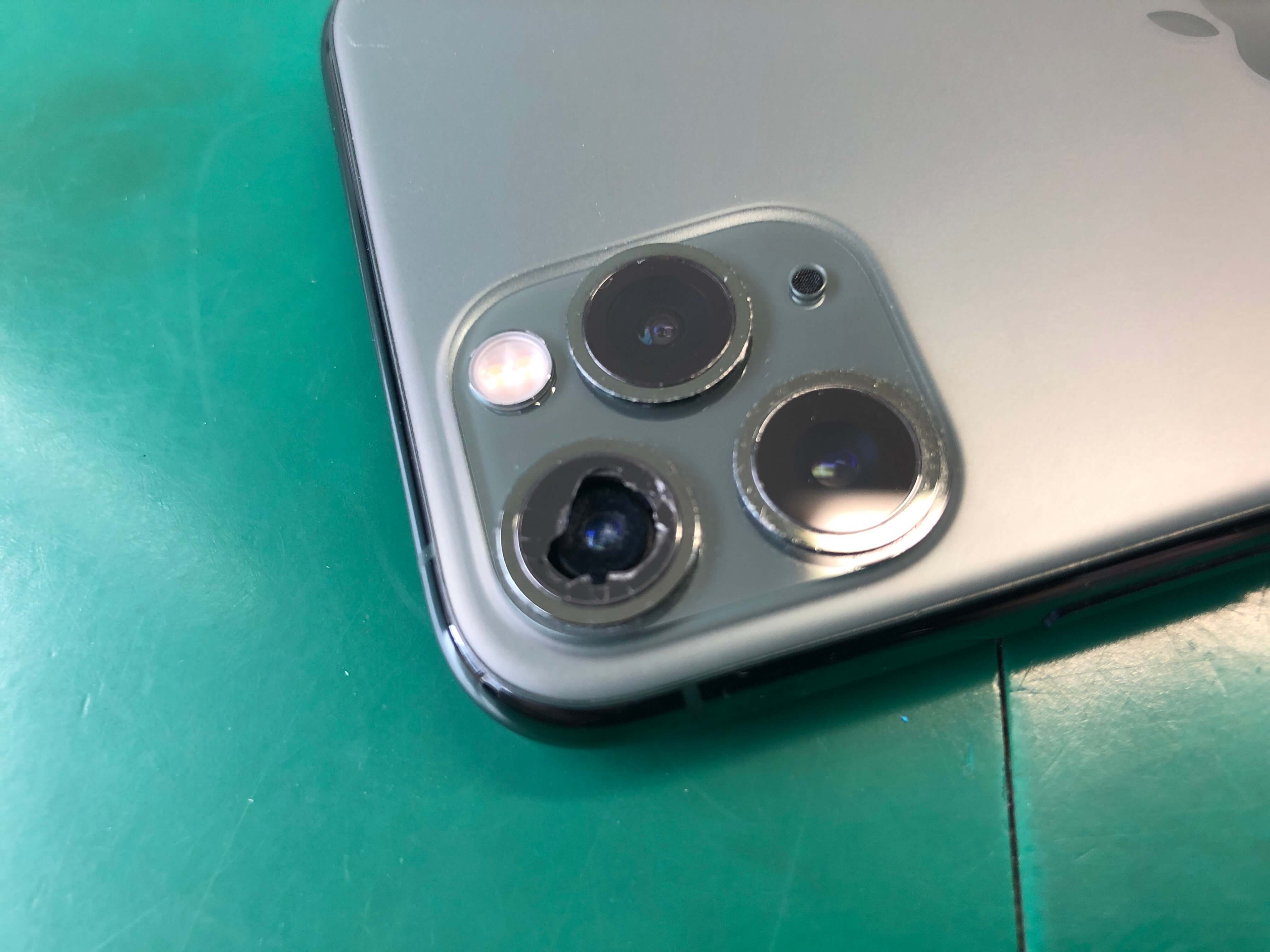 iPhoneインカメラ修理5