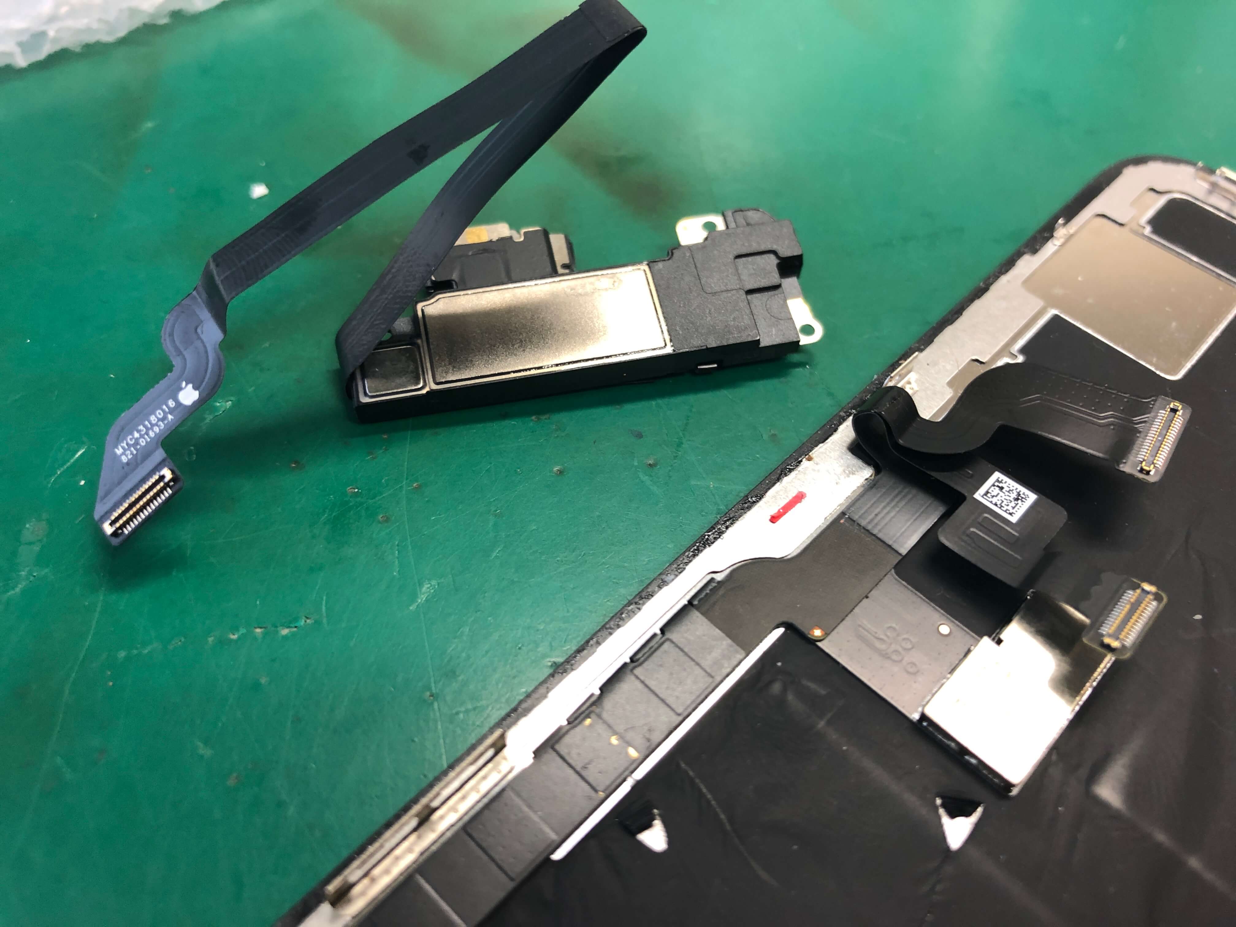 iPhoneイヤースピーカー修理3