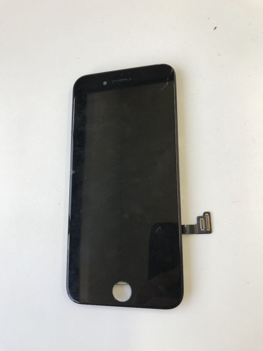 iPhone7画面割れ修理