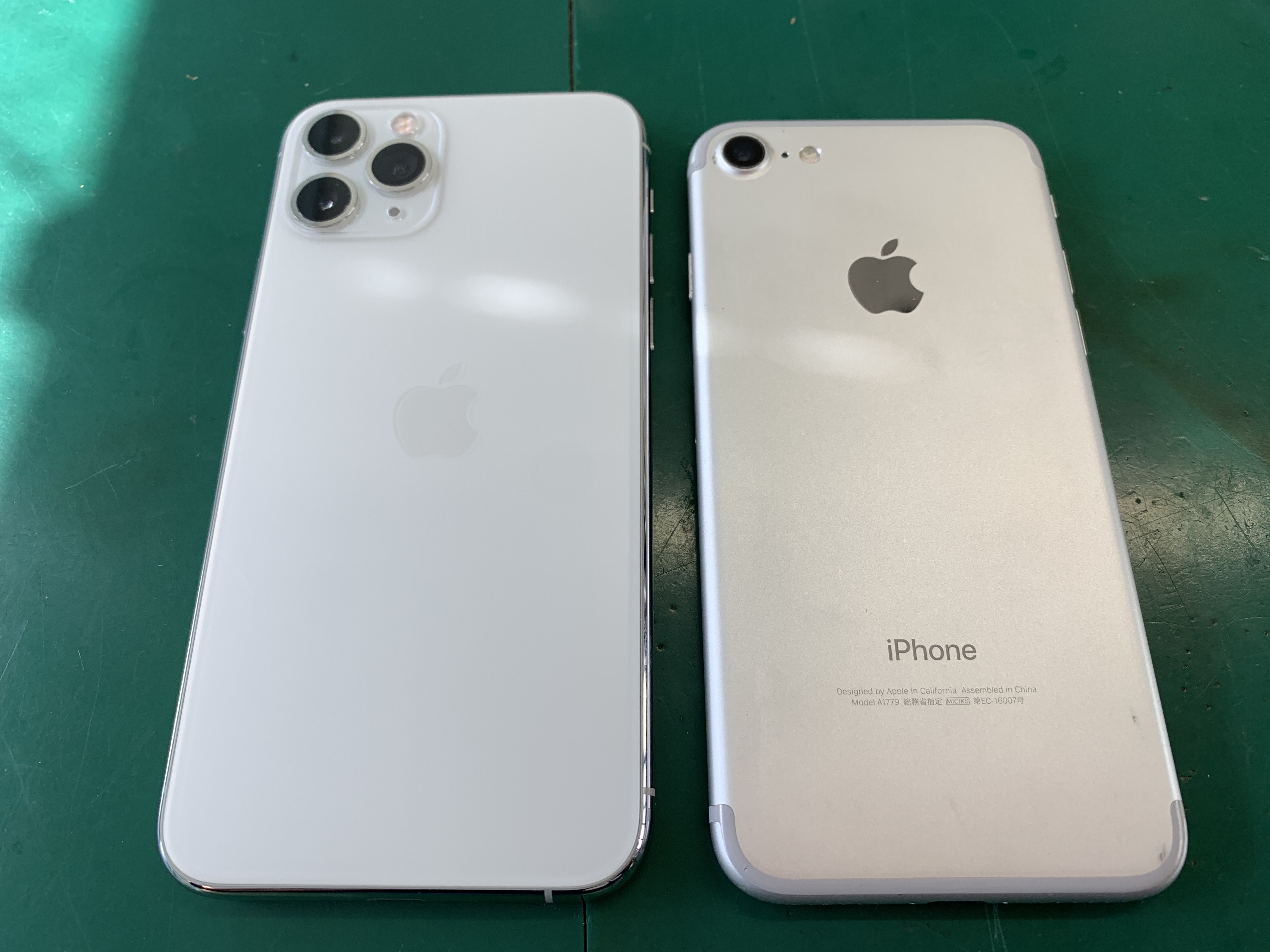 iPhone7とiPhone11プロを2台持ち