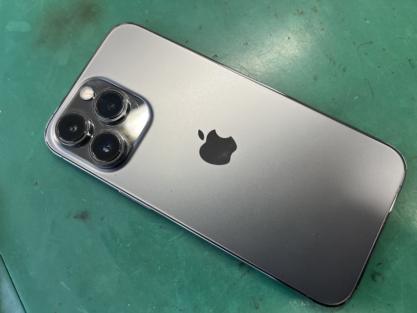 【自由が丘からも来店多数】判定△・赤ロムiPhoneも買取OK！中目黒のスマホ買取店