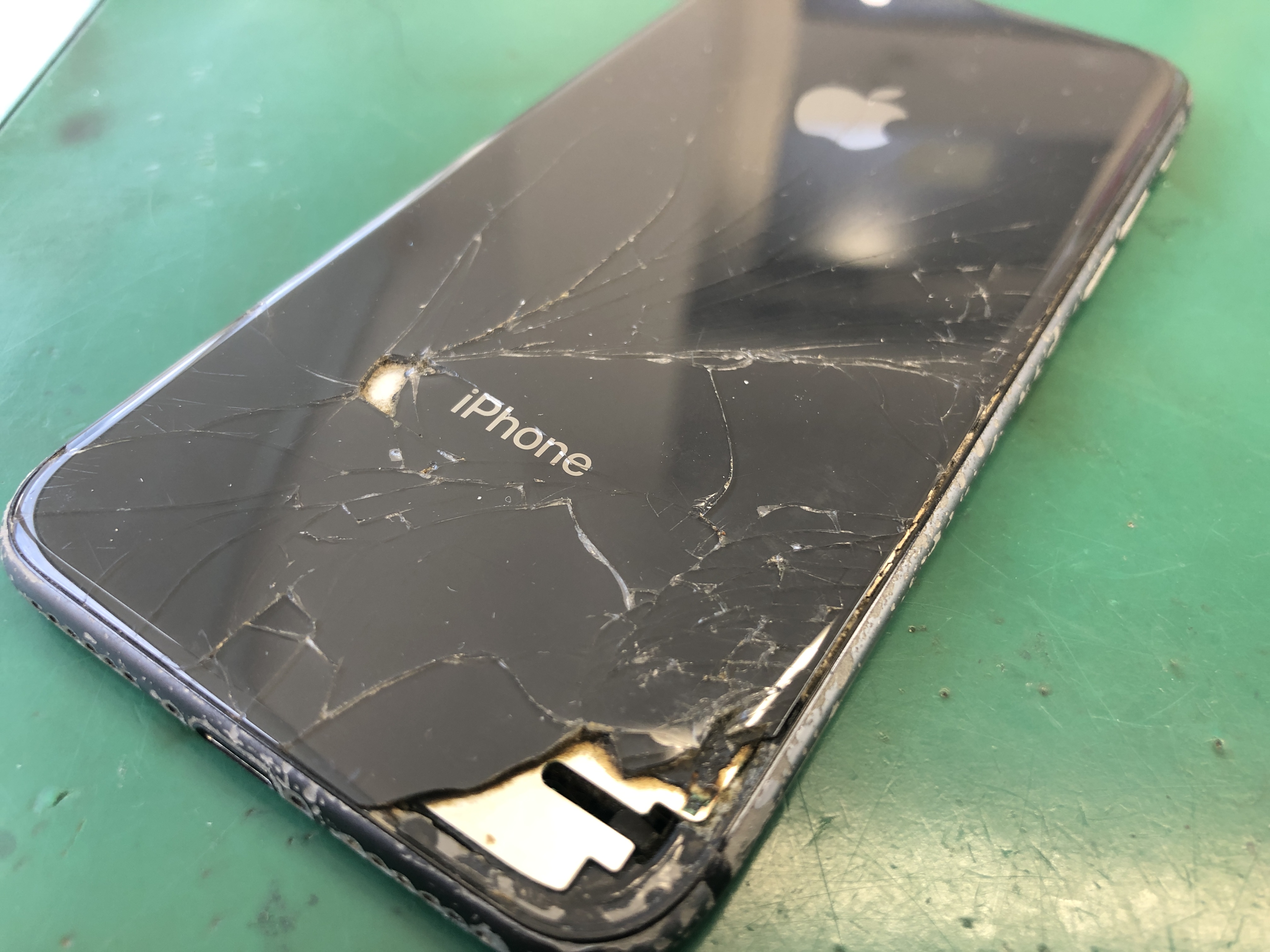 ジャンクiPhone買取に自信あり！他店で査定0円も当店では買取ます！