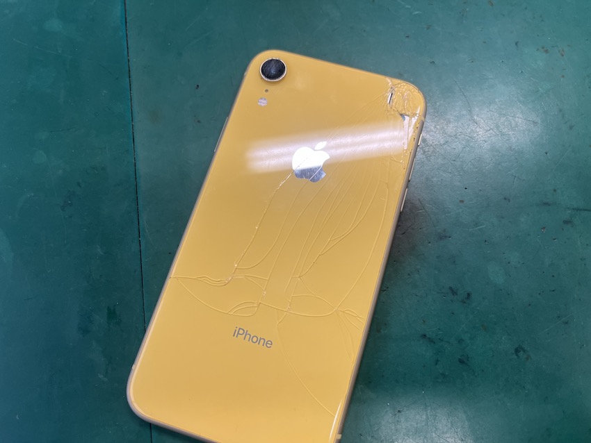 【池尻大橋・中目黒】背面割れのiPhoneも高価買取！壊れたまま諦めていませんか？