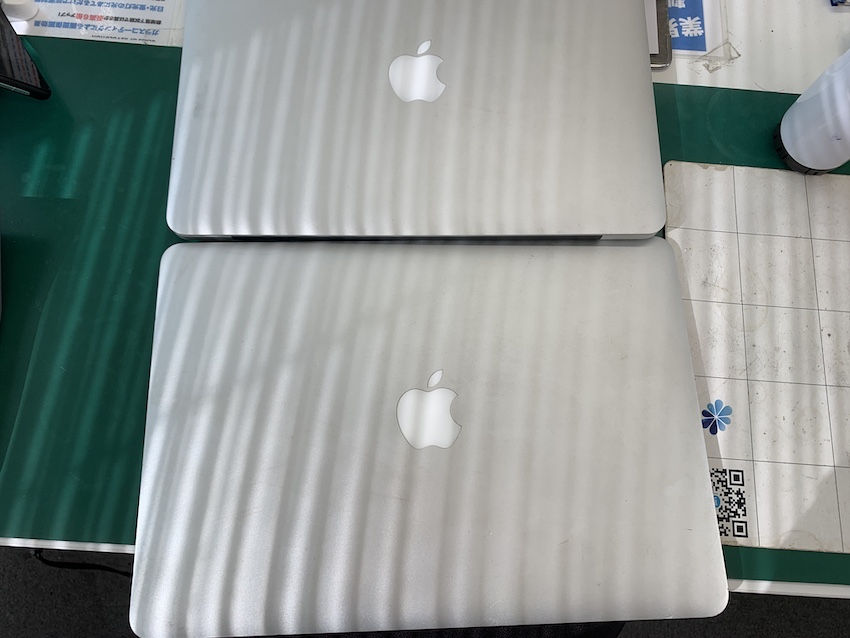目黒区より電源の入らなくなったMacBook買取でご来店！