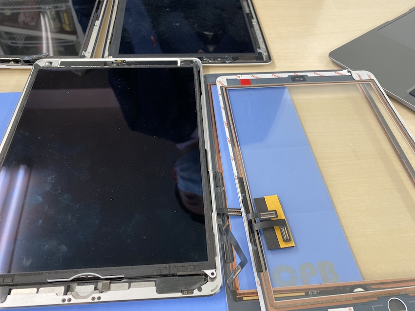 三軒茶屋最安値でiPadの画面修理