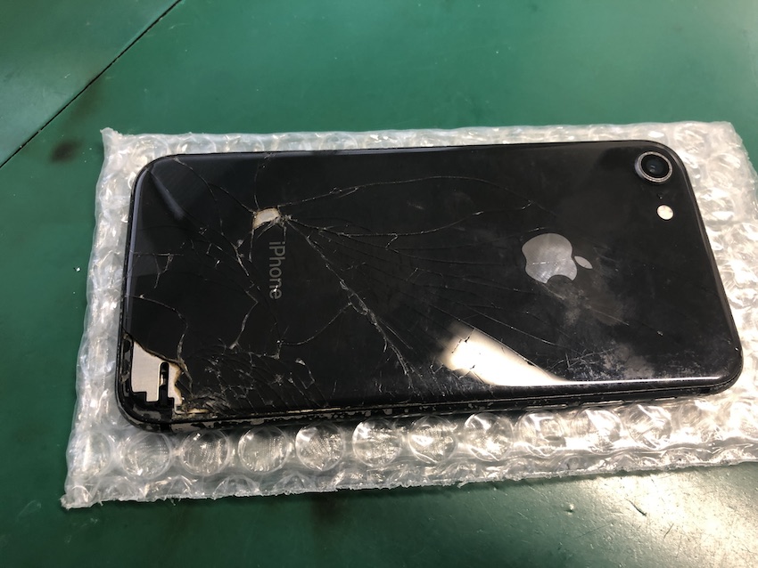 壊れたジャンクiPhone、スマホ買取ます！赤ロムもOK！