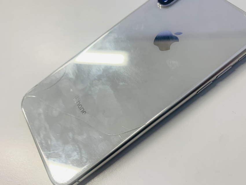 2020年10月24日品川区武蔵小山駅よりiPhoneXの買取でご来店いただきました!