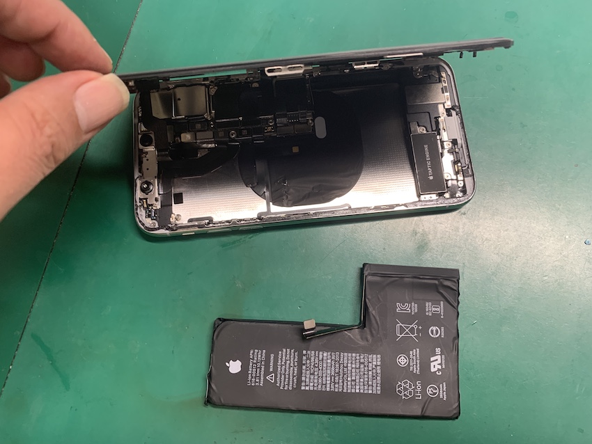 自己修理後にFaceIDが使えなくなったiPhoneXs