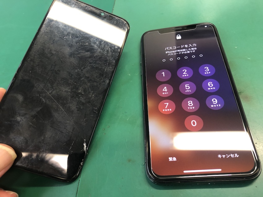 iPhoneXsの画面割れ修理、当日10分で完了