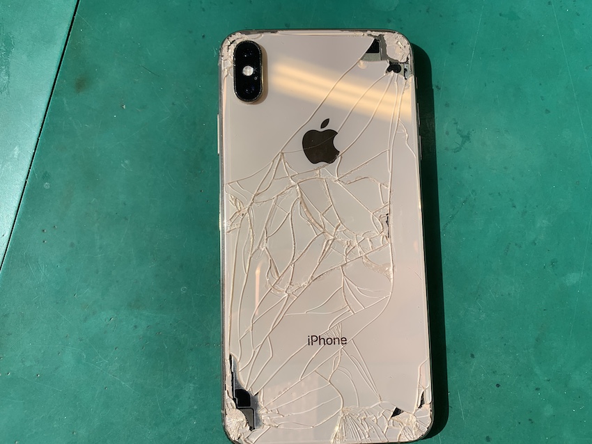 【武蔵小山iPhone買取】ジャンクiPhoneでも圧倒的高額買取の成田也！
